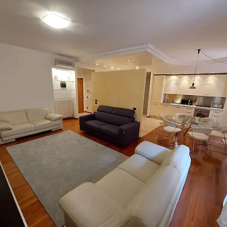 Res-albra Apartment