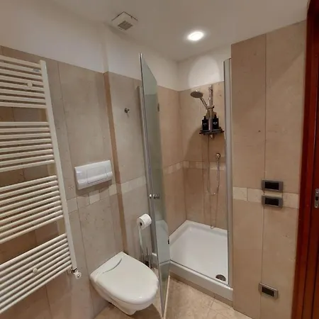 Res-albra Apartment *
